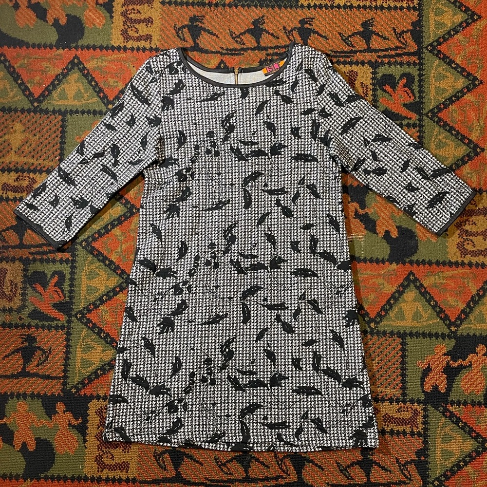Isle by Melis Koran dress, size small, black and white pattern, long sleeve.